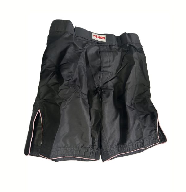 Nihon Kickboks/MMA Shorts zwart met roze rand