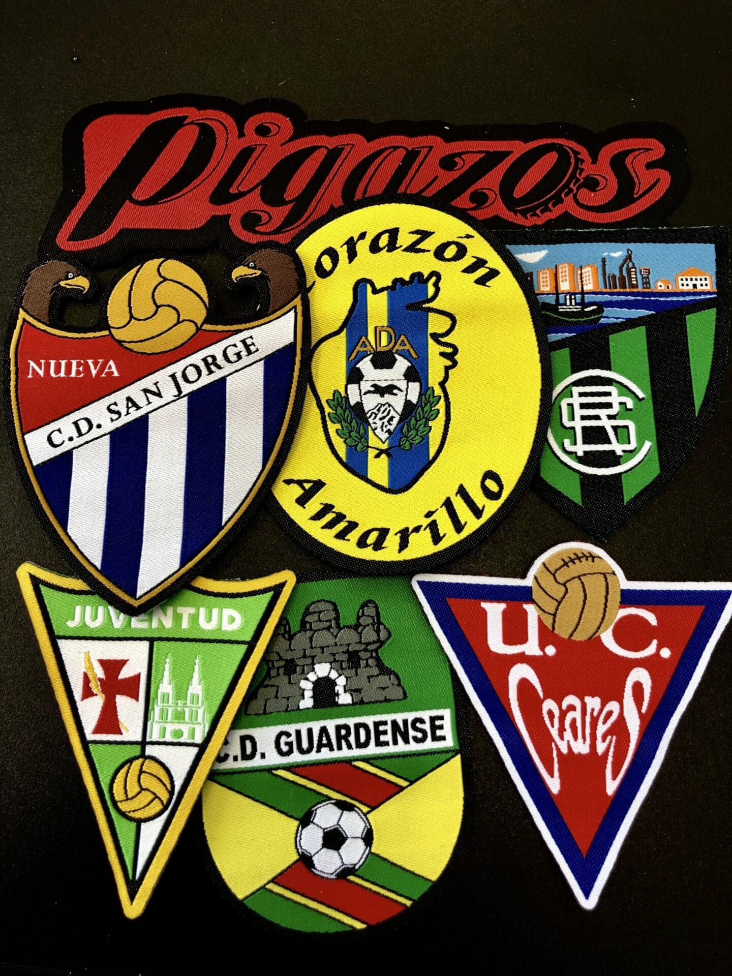 hoge definitie gewoven badges